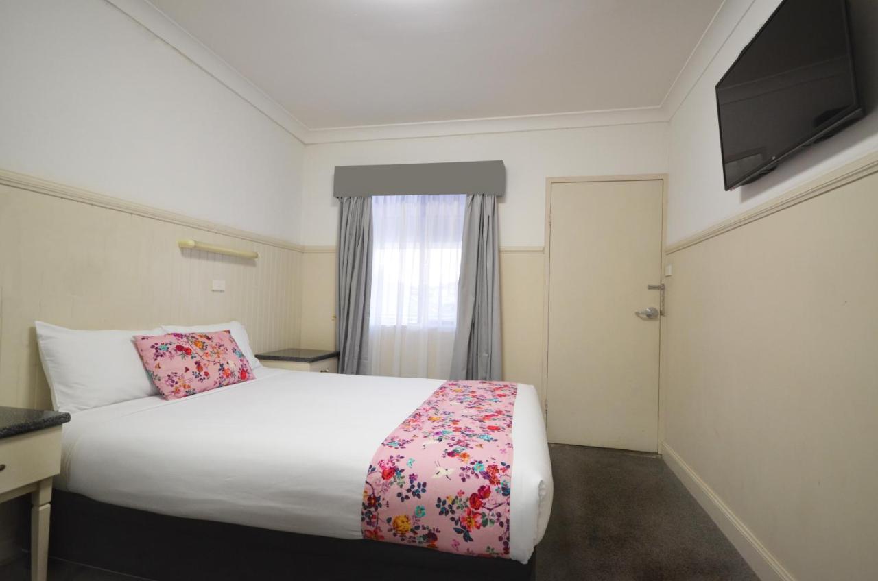 Ben Chifley Motor Inn Батърст Екстериор снимка
